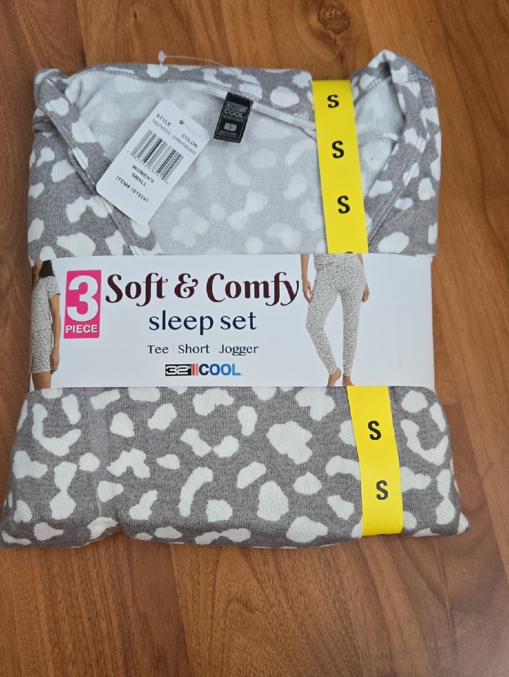 Soft & Comfy 3-Piece Women's Sleep Set - Gray Leopard